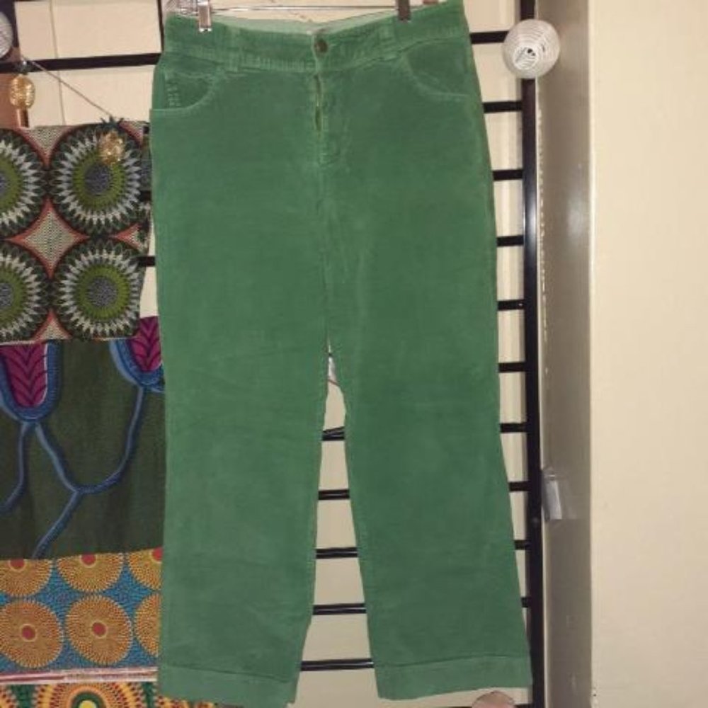 size 10 kelly green cord